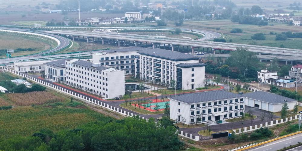 连城管理中心.jpg