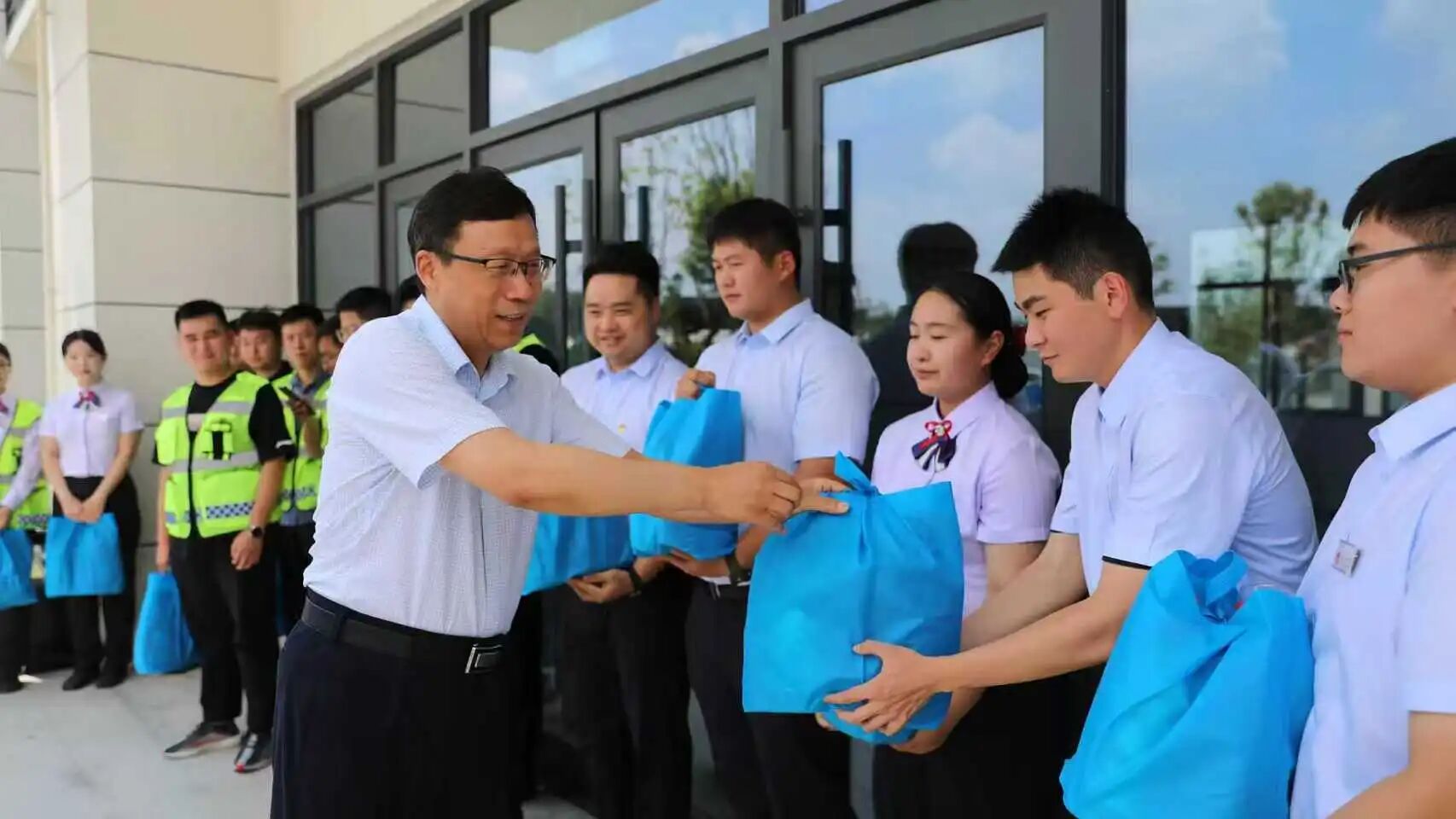 微信图片_2026-10-19_171736_540.jpg 微信图片_2026-10-19_171736_540.jpg